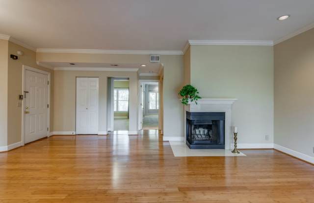 Two Bedroom Condo With Office in Green Hills photos photos