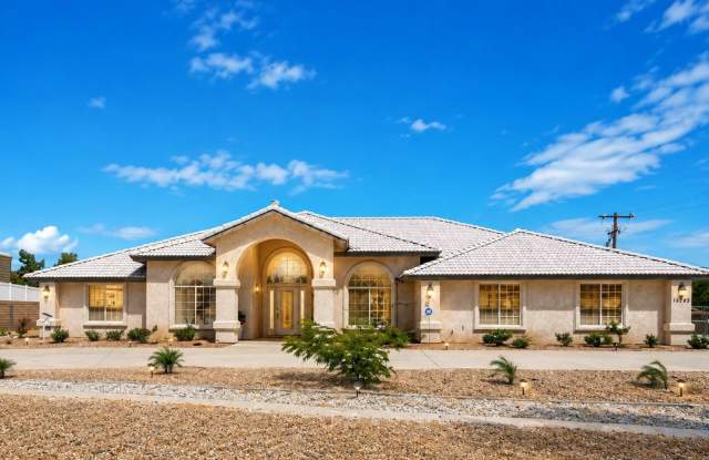Spacious Apple Valley Home with RV Parking & Desert Views photos photos Spacious Apple Valley Home with RV Parking & Desert Views photos photos