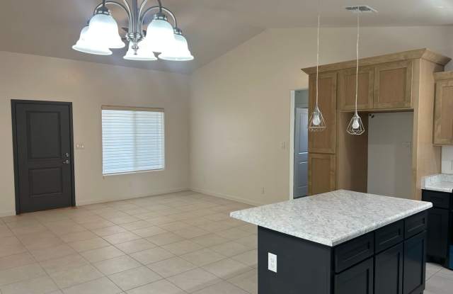 BRAND NEW & MOVE-IN READY! Gallery 4