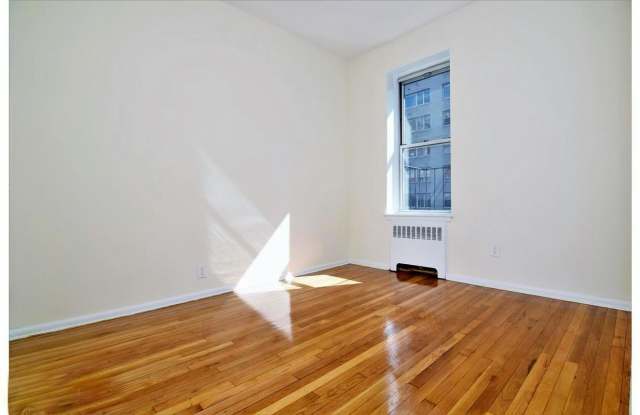 133 East 84th Street Gallery 4