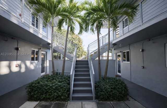 5305 Biscayne Blvd Gallery 2