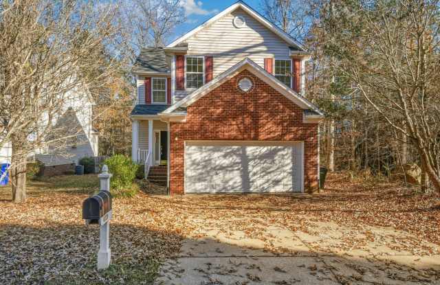 4 Bedroom / 3 Bath Chapel Hill Home Available now! - 203 Christine Court, Chapel Hill, NC 27516