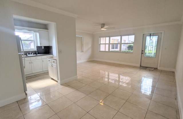 60 Andover C photos photos