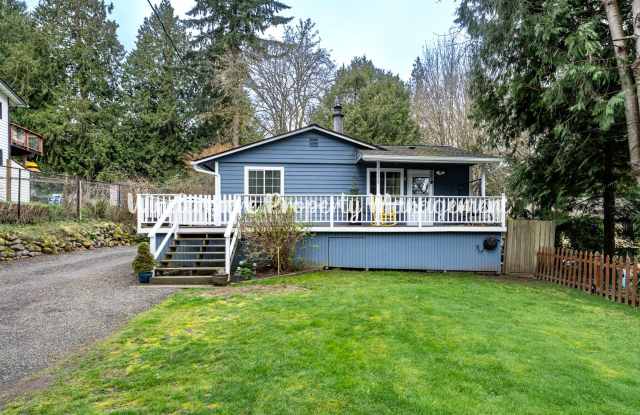 Sunny, Bright 2 bedroom in Poulsbo, Community Beach/Playground photos photos