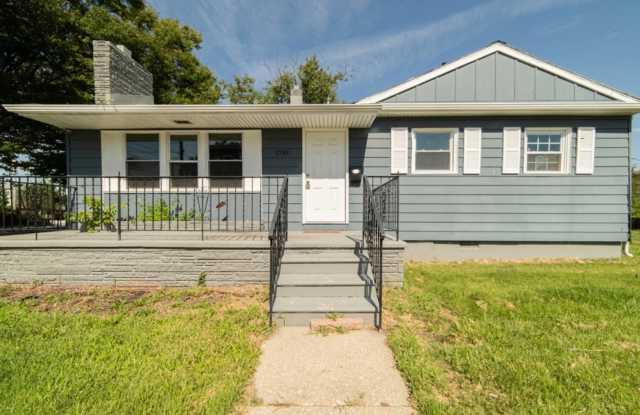 Updated 3-Bedroom Single-Family Home with Gated Yard in Atlantic City Gallery 1