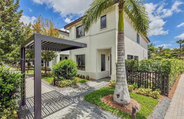 4300 NW 80th Ave photos photos