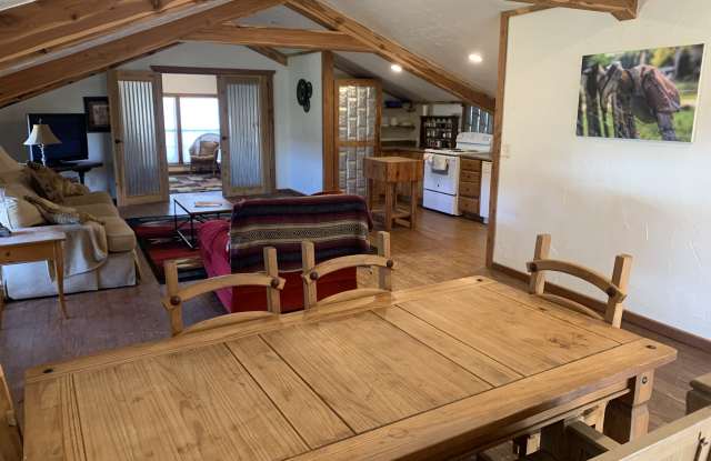 402 Cowgirl Crossing - 402 Cowgirl Crossing, Burnet County, TX 78654