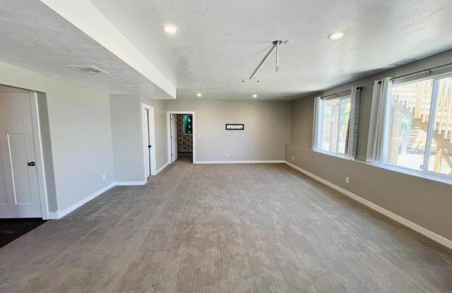 4144 West Foxview Drive - Down - 4144 West Foxview Drive, South Jordan, UT 84009