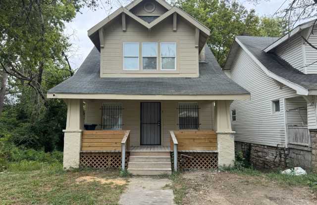 3921 Garfield Avenue photos photos