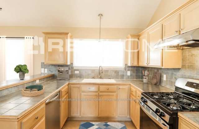 1132 Sparrow Hawk Drive Gallery 2