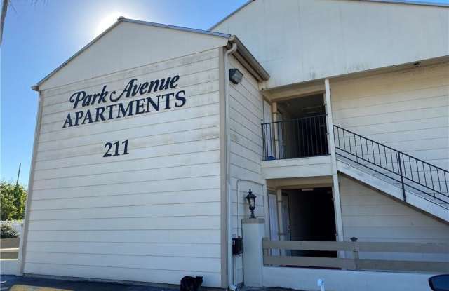 211 Park Avenue unit: 15 photos photos