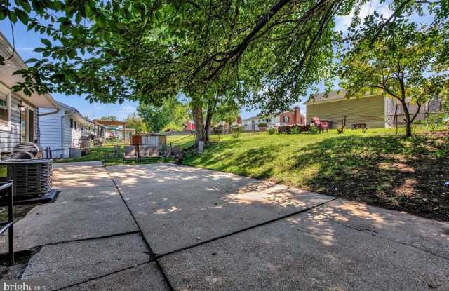 6807 PEPPER Street photos photos