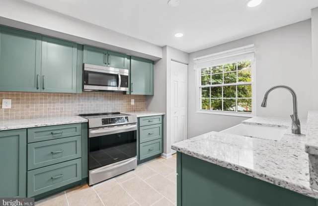6058 CHICORY Place Gallery 2