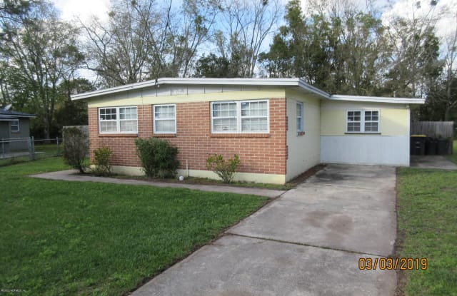 7301 MELVIN CIR - 7301 Melvin Circle North, Jacksonville, FL 32210