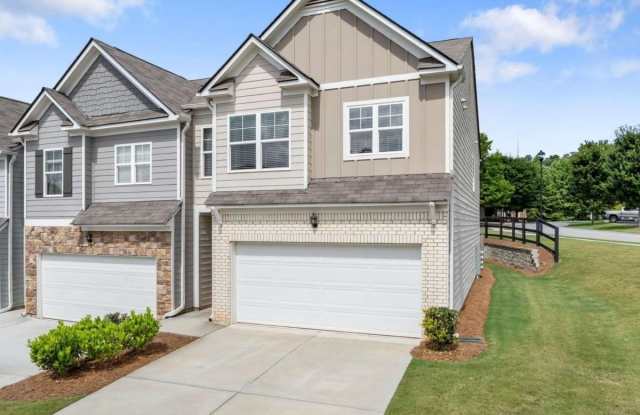 300 Stoneybrook Court Gallery 3