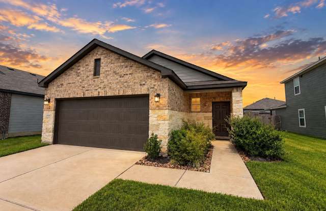 3-Bedroom Home with Upgraded Features Gallery 1