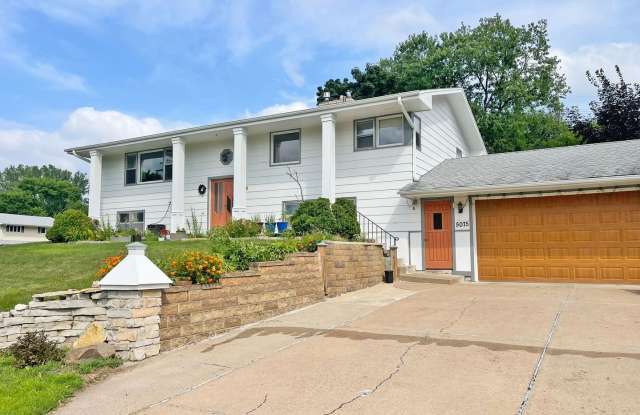 Spacious 5 Bedroom with New Paint and LVP Flooring! - 5075 Mulcare Drive, Columbia Heights, MN 55421