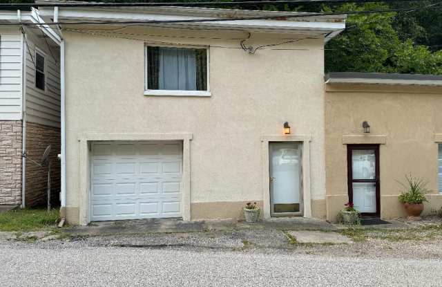 889 South Park Road Unit 2 photos photos