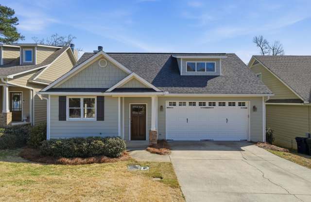 Charming Auburn Home! photos photos