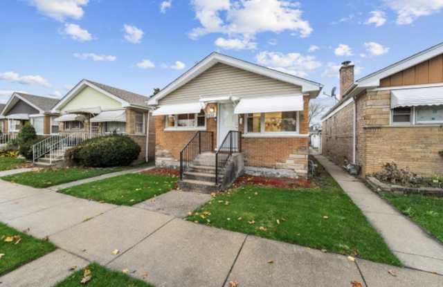 3222 S 52nd Court photos photos