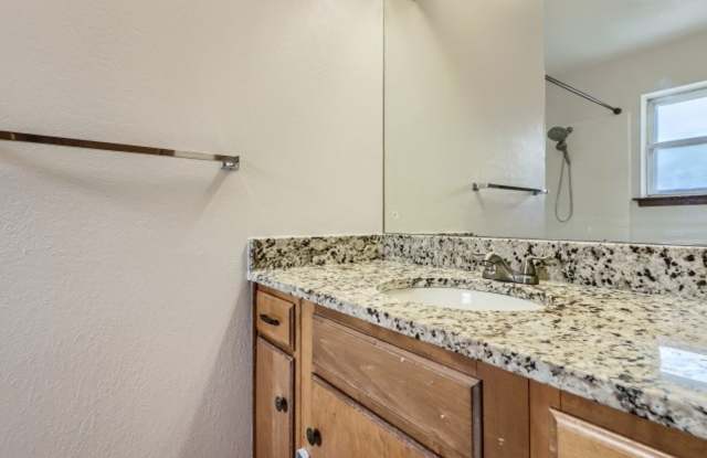 SPACIOUS HOME!! photos photos