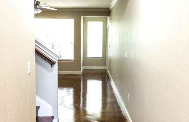 2935 Savannah Court Gallery 2