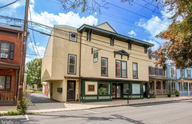 63 CORYELL Street Gallery 1