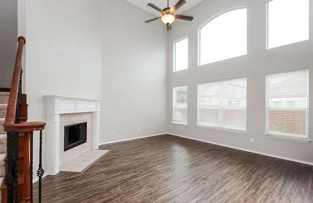 4840 Friedman Lane Gallery 4