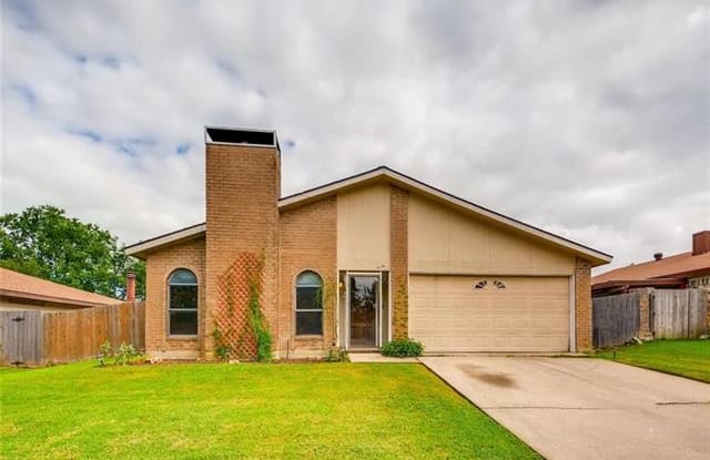 1202 Hickory Hill Drive - 1202 Hickory Hill Drive, Arlington, TX 76014