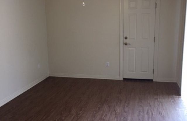 28551 Radbrook Court Gallery 4