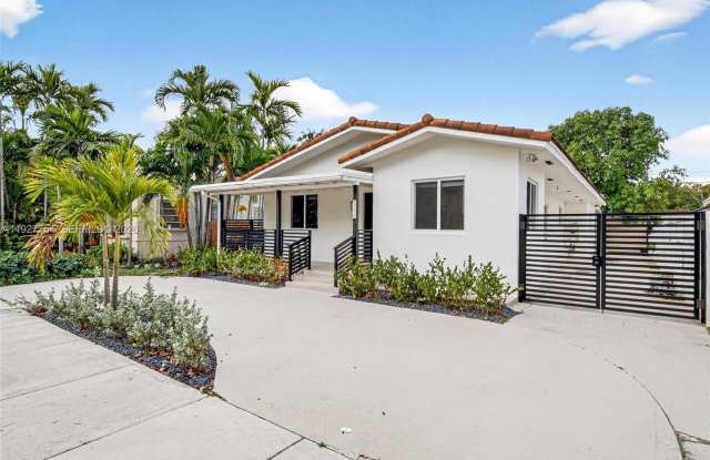 426 SW 26th Rd photos photos