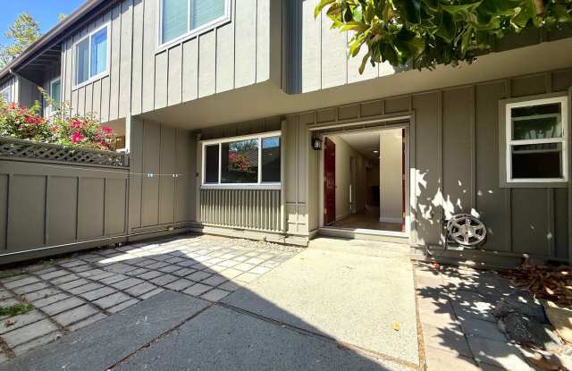 Beautiful 3 Bedroom Los Gatos Town Home | 2 Car Garage | Community Pool photos photos