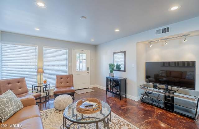 7321 E Northland Drive Gallery 3