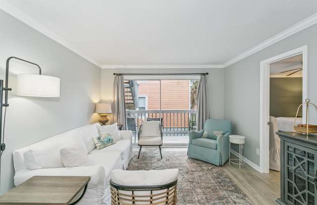 1650 Via De Luna Drive - B3B3 Gallery 3