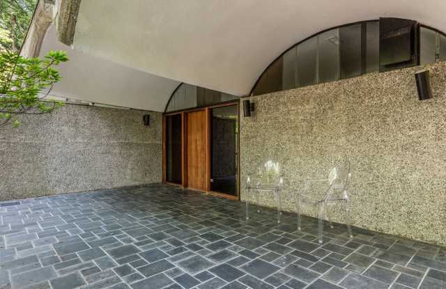 Historic Mid-Century Modern Furnished Retreat on .83 Acres in Chapel Hill Gallery 4