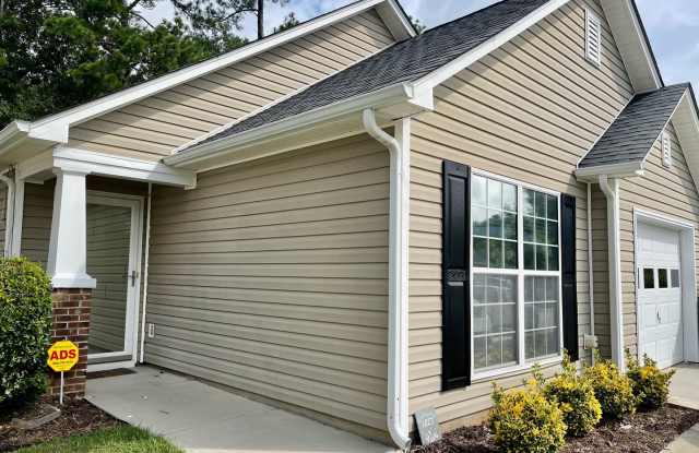 TWO BEDROOM IN GATED COMMUNITY photos photos