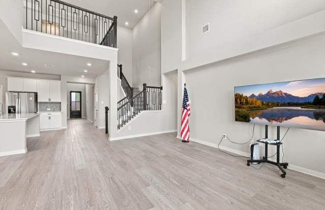 Stunning 4-Bedroom Home with Media Room in Estancia Ranch Gallery 4