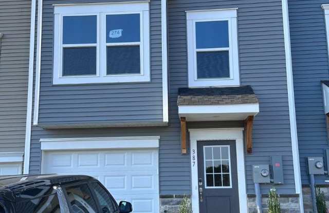 387 HUNTWELL W Boulevard Gallery 1