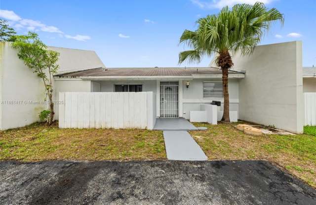 10387 SW 209th Ln photos photos