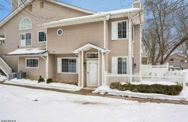 67 Bentley Court photos photos