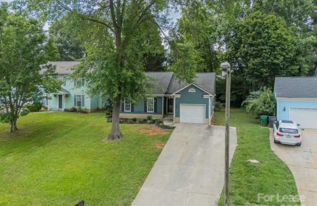 8027 Sherington Way - 8027 Sherington Way, Charlotte, NC 28227