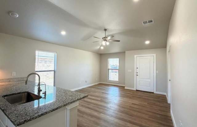 6009 Monahans Gallery 4