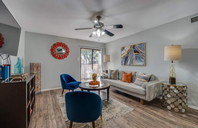 Southern Oaks Gallery 4
