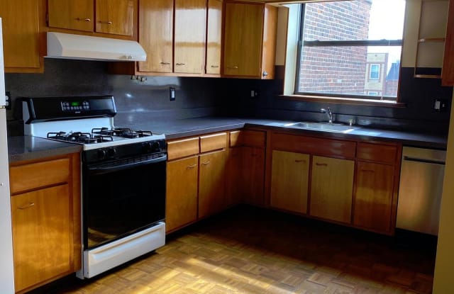 761 S 9TH STREET - 761 S 9th St, Philadelphia, PA 19147