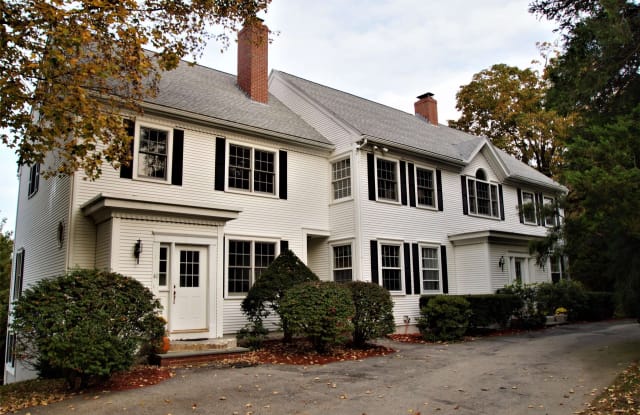 38-40 Zion Hill Road - 38 Zion Hill Road, Rockingham County, NH 03079