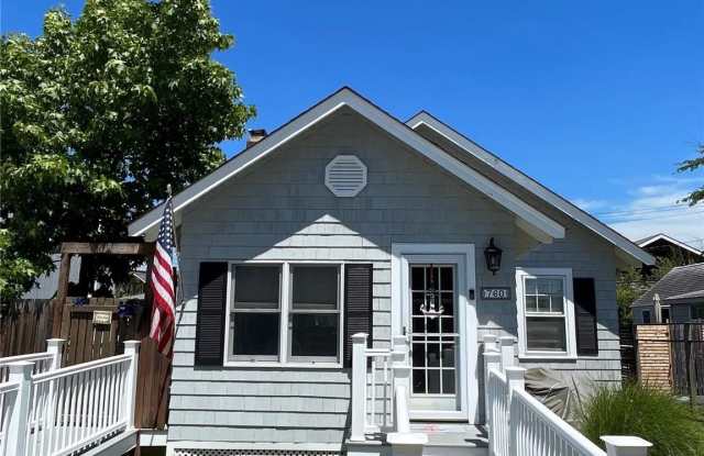 760 Ocean Breeze Walk photos photos