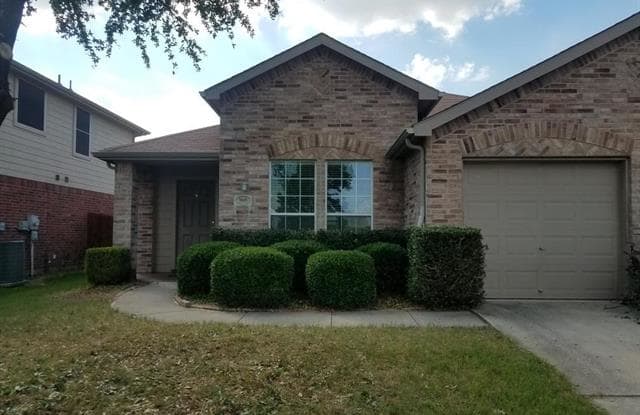 9105 Liberty Crossing Drive - 9105 Liberty Crossing Drive, Fort Worth, TX 76131