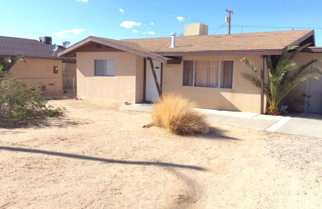 2 Bedroom with large back yard photos photos