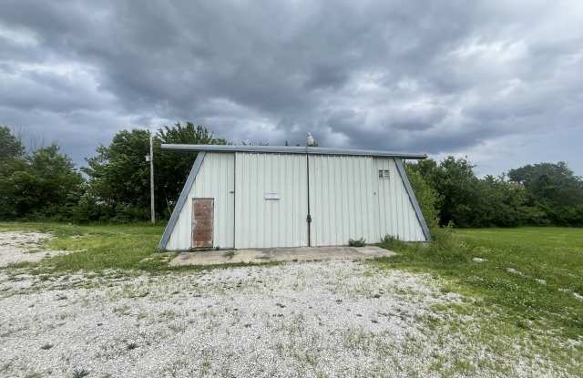 808 East Young Avenue - 1 Gallery 2
