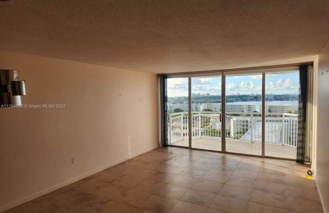 18041 Biscayne Boulevard Gallery 4